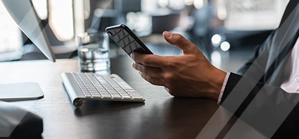 Bannière de Contact us