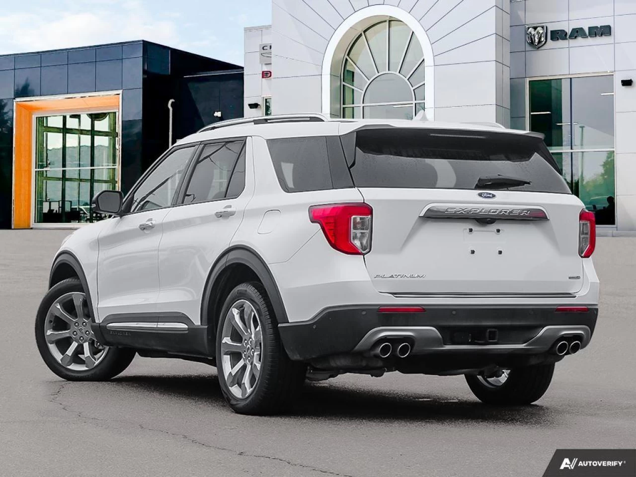 2020 Ford Explorer Platinum Main Image