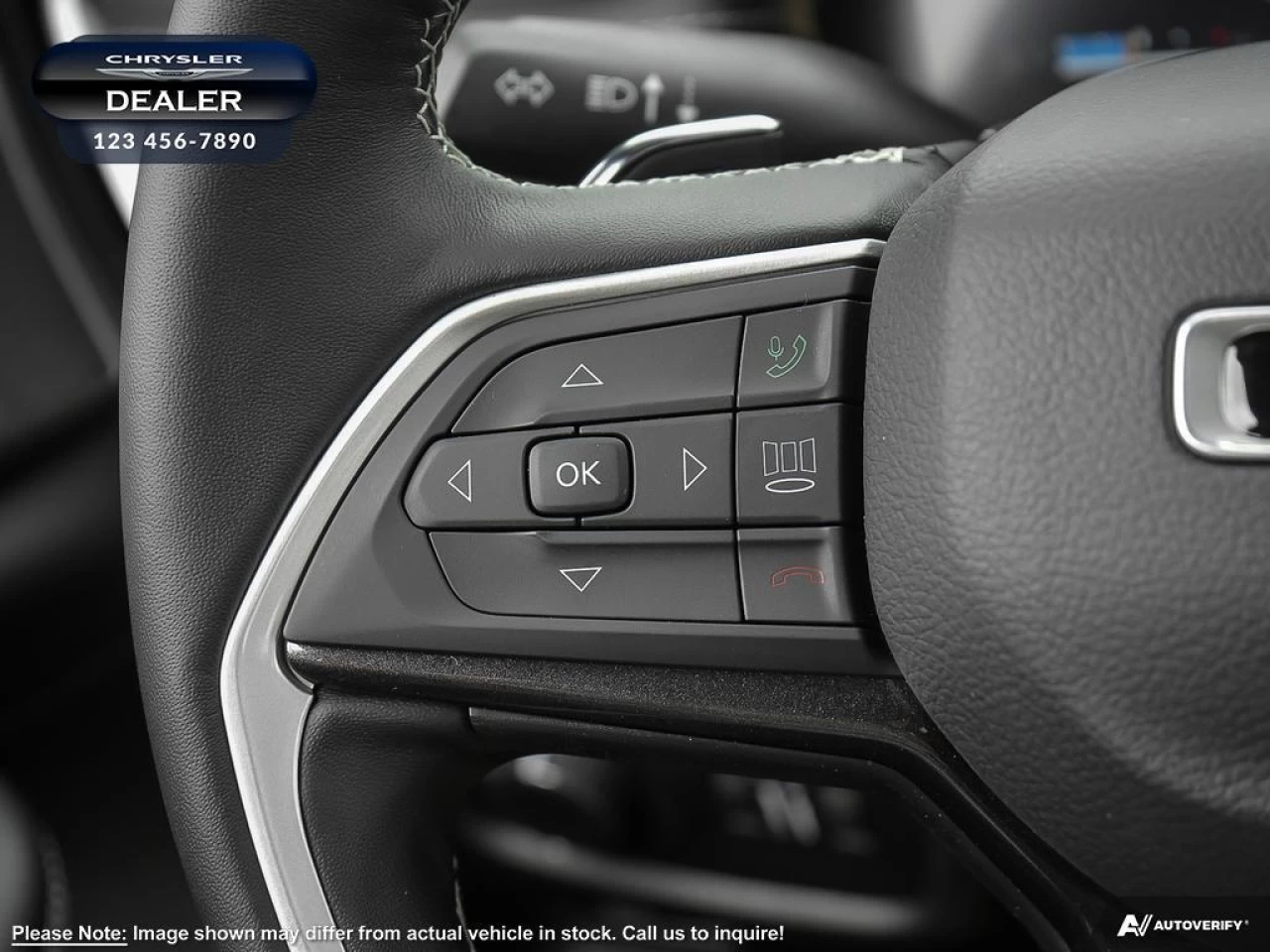 2023 Jeep Grand Cherokee Altitude Main Image