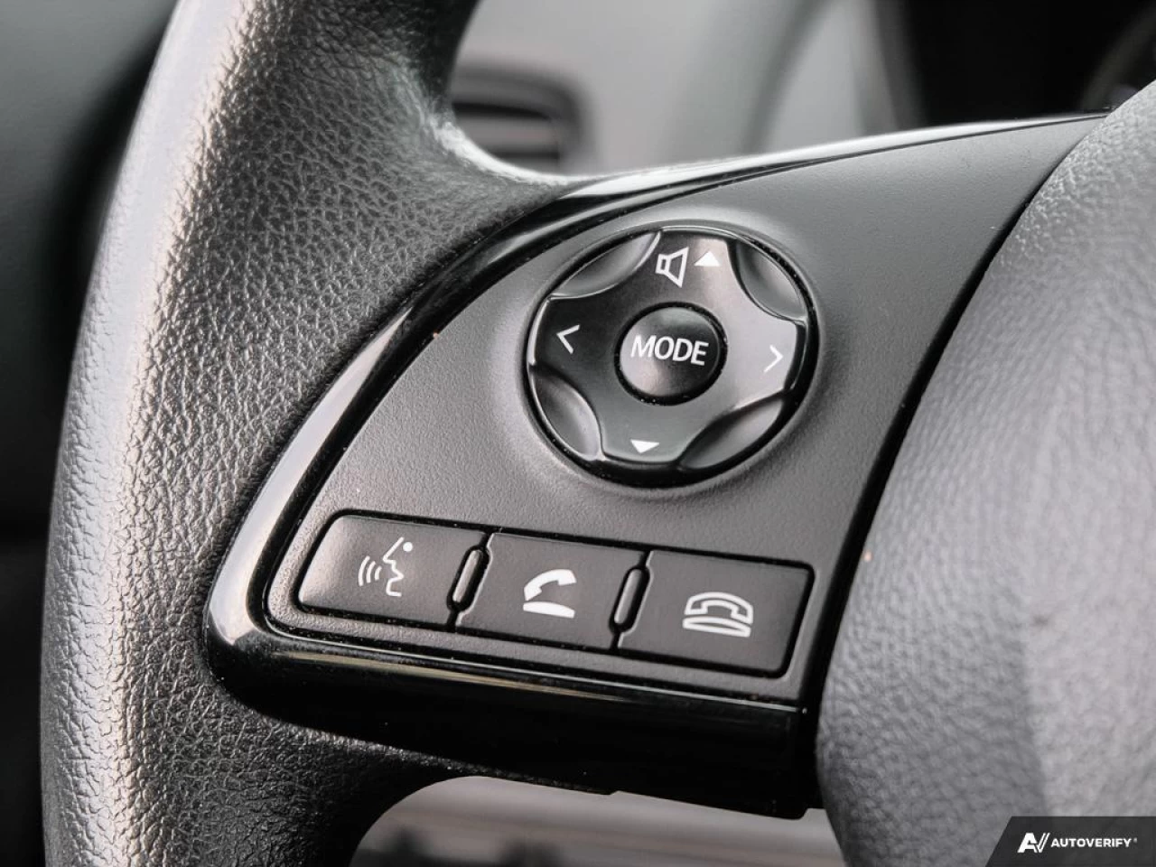 2022 Mitsubishi Eclipse Cross ES Main Image