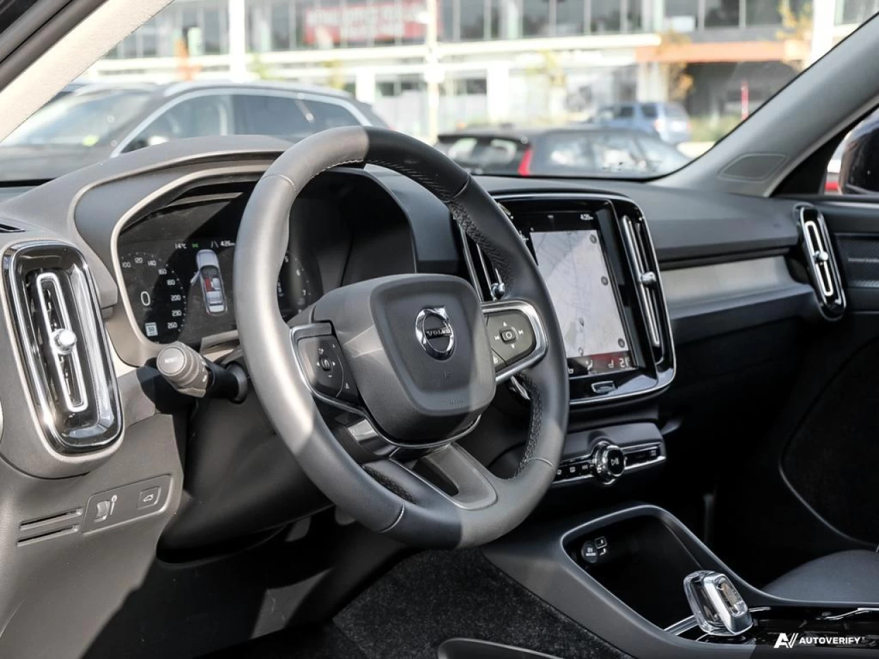 2022 Volvo XC40 T5 Inscription Main Image