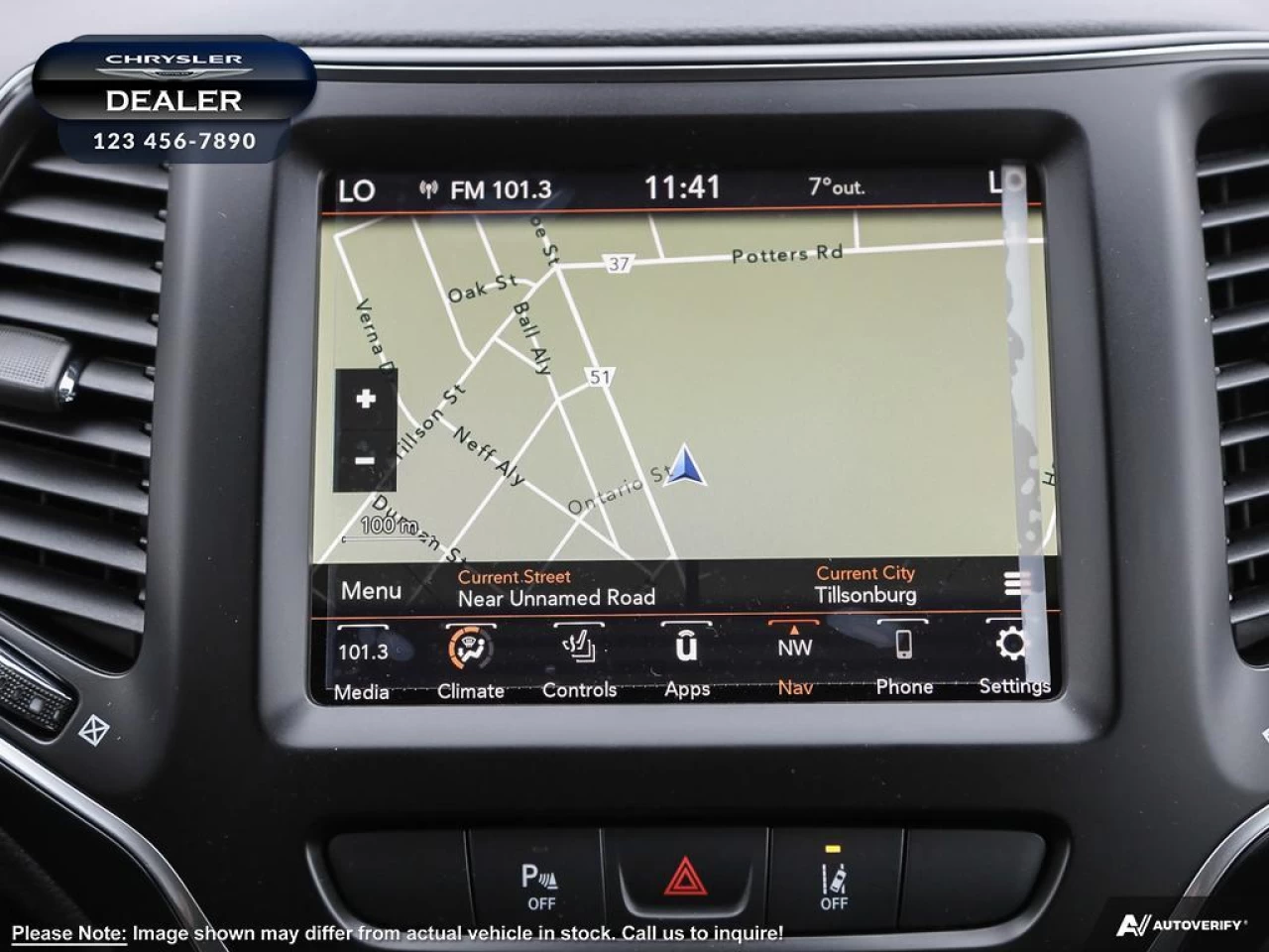 2022 Jeep Cherokee Altitude Main Image