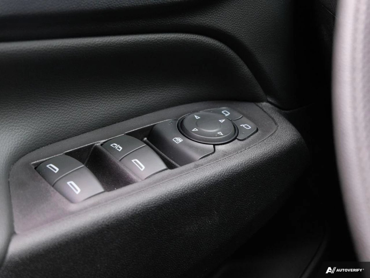 2019 Chevrolet Equinox LT Main Image