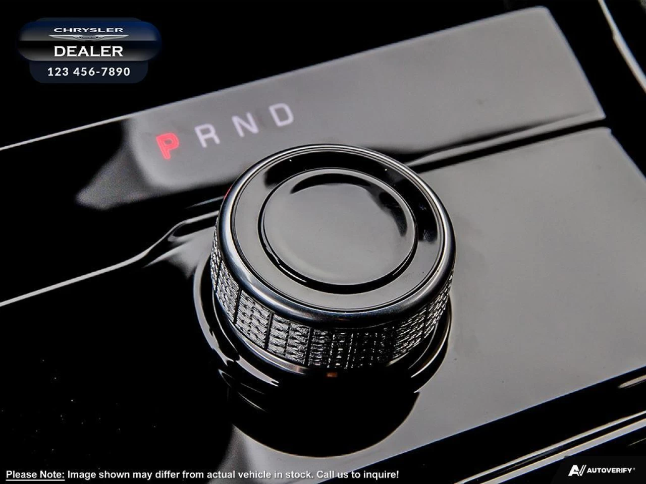 2023 Jeep Grand Cherokee Altitude Main Image