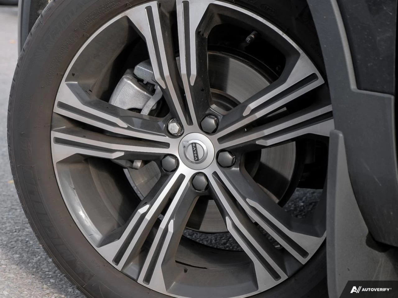 2022 Volvo XC40 T5 Inscription Main Image