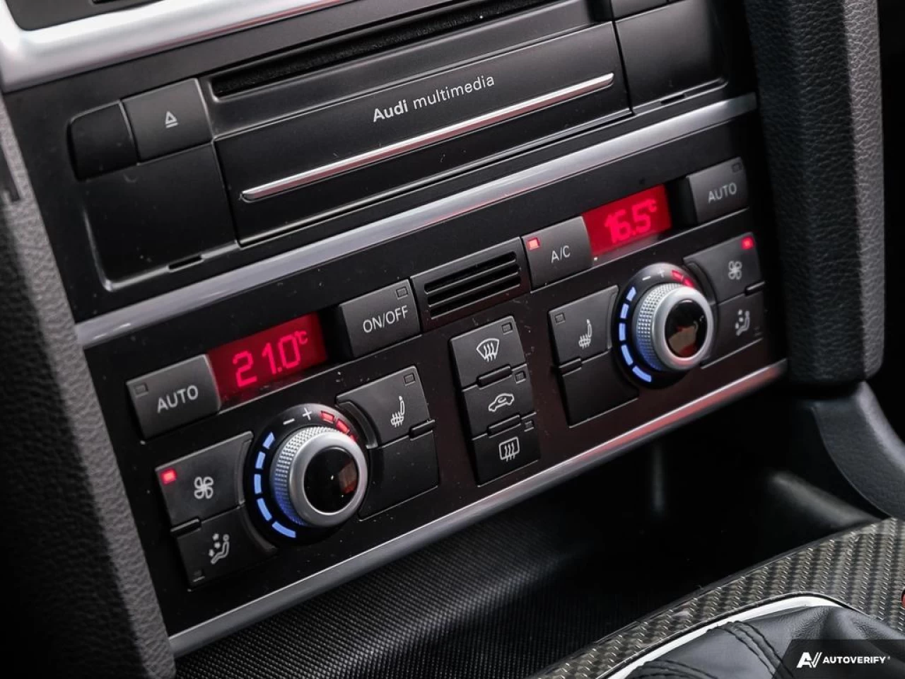 2015 Audi Q7 3.0L TDI Vorsprung Quattro Main Image