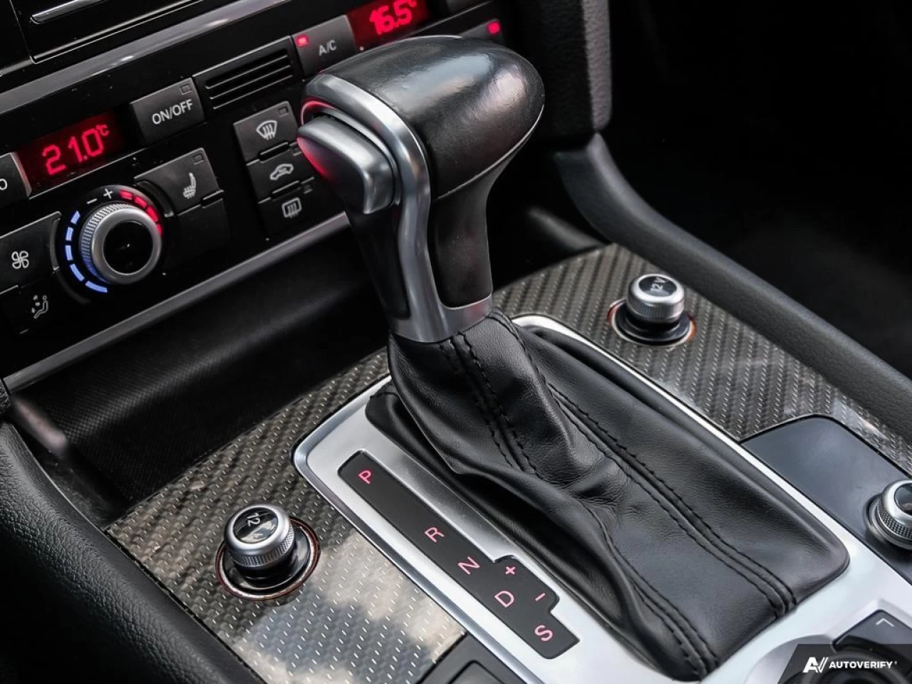 2015 Audi Q7 3.0L TDI Vorsprung Quattro Main Image