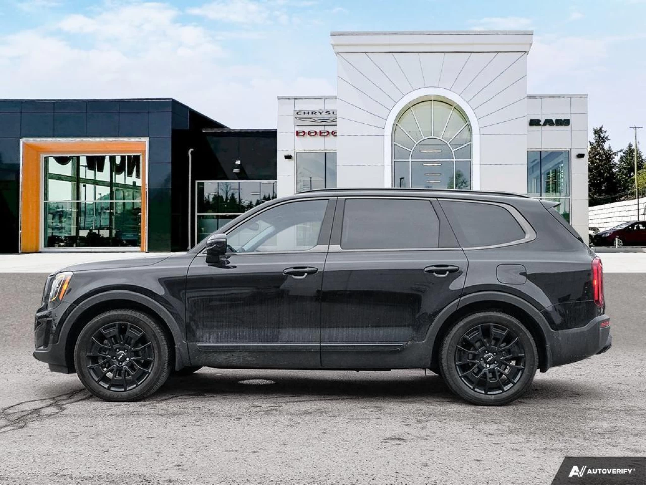 2022 Kia Telluride SX Main Image