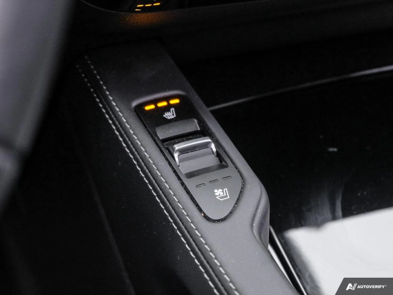 2022 Kia Telluride SX Main Image