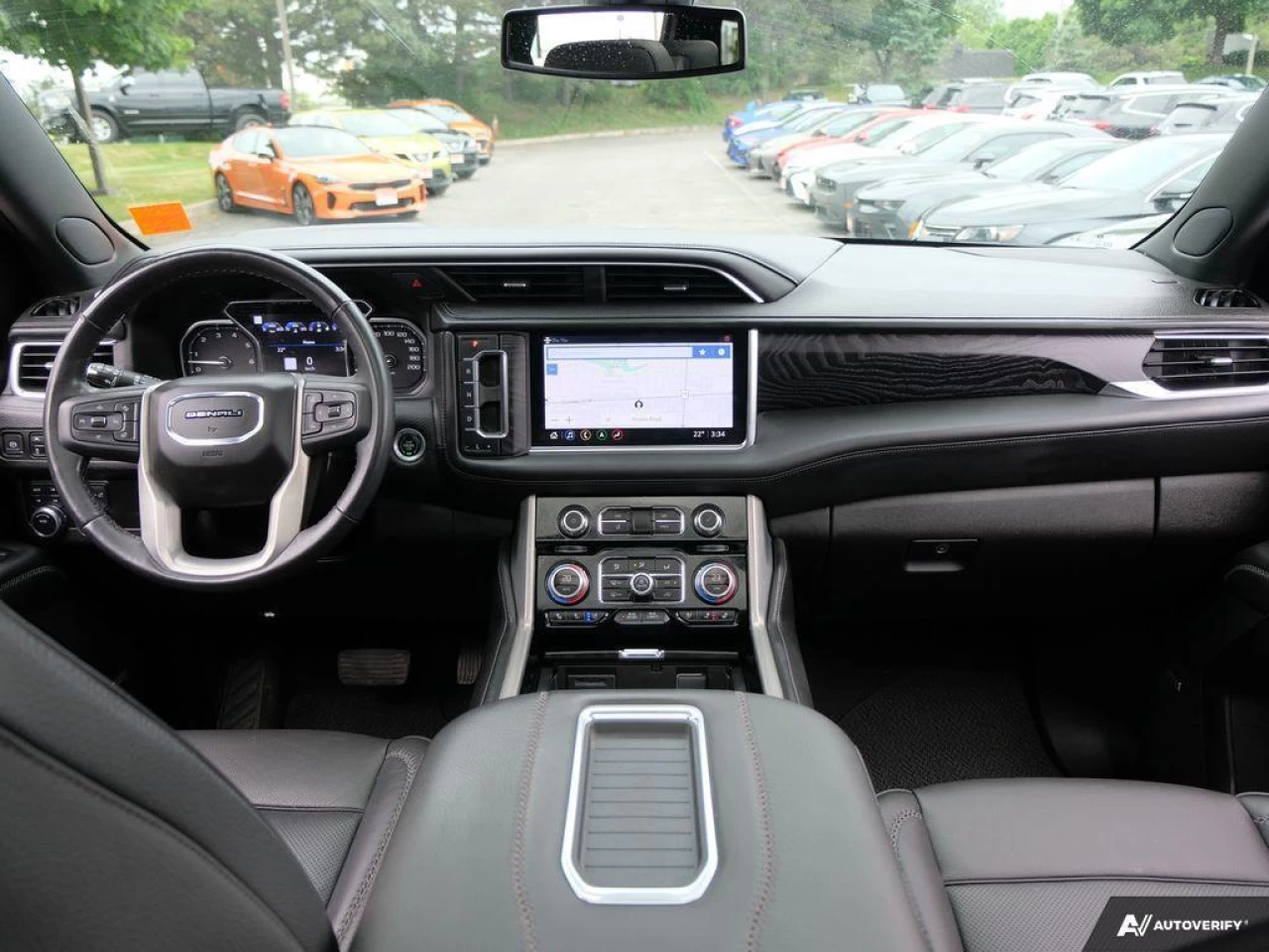 2021 GMC Yukon Denali Main Image