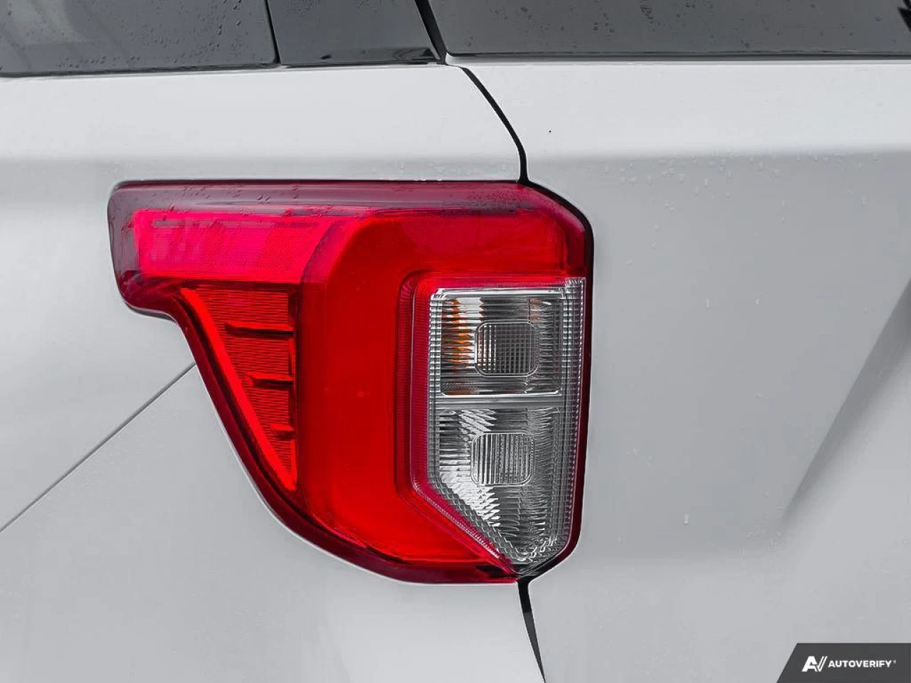 2020 Ford Explorer Platinum Main Image