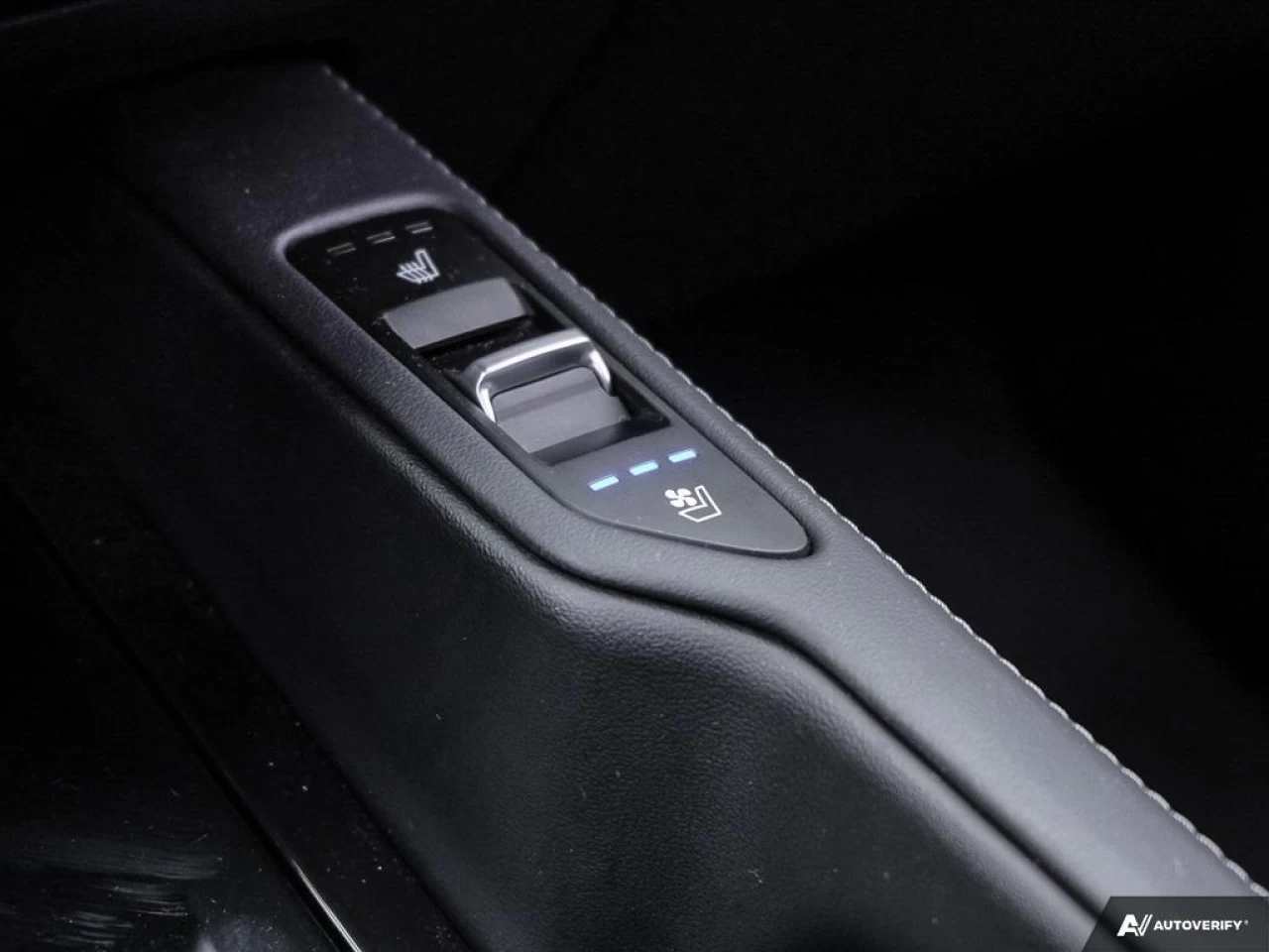 2022 Kia Telluride SX Main Image