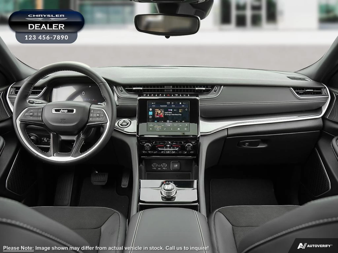 2023 Jeep Grand Cherokee Altitude Main Image