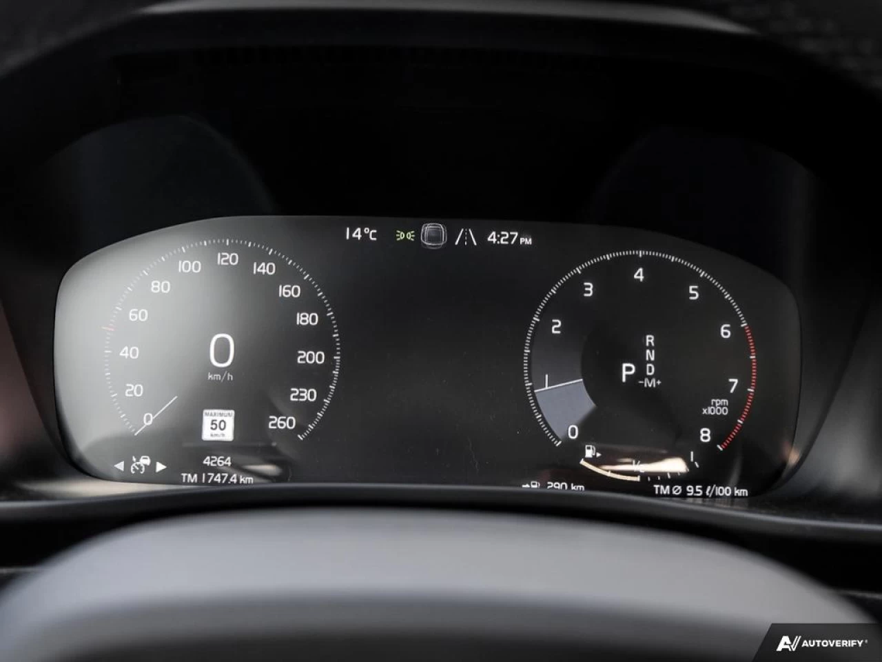 2022 Volvo XC40 T5 Inscription Main Image