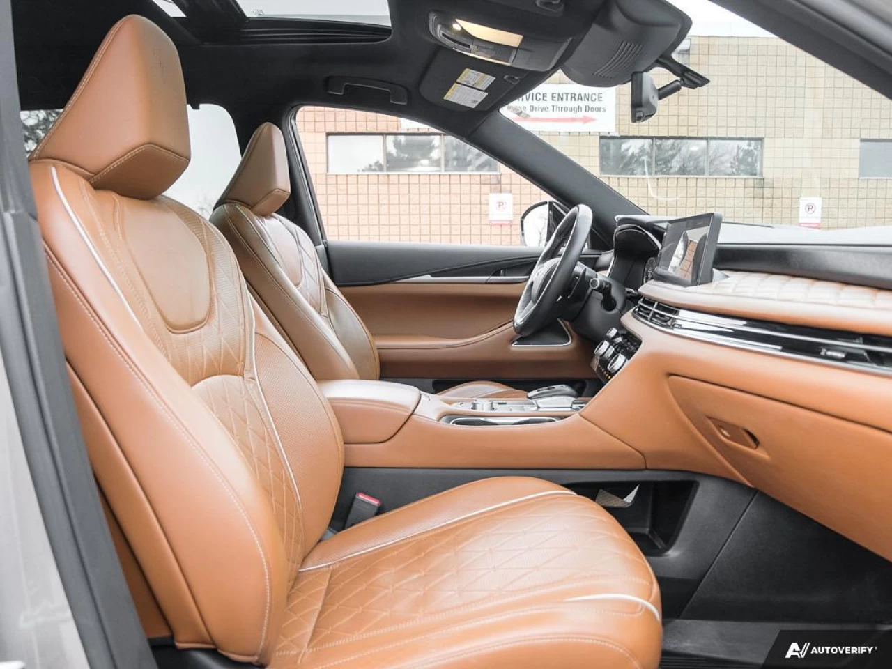 2022 INFINITI QX60 Autograph Main Image