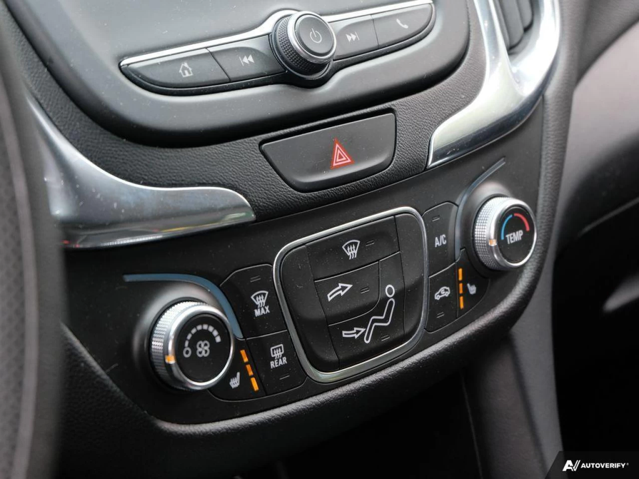 2019 Chevrolet Equinox LT Main Image