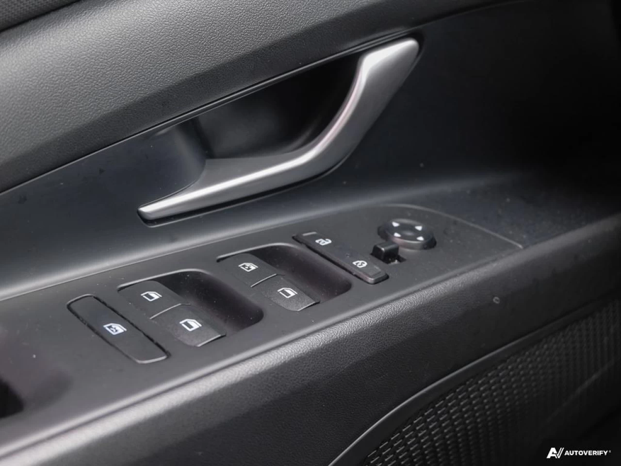 2022 Hyundai Elantra Preferred Main Image