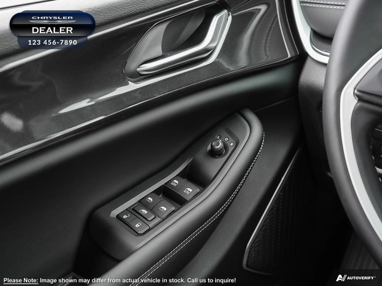 2023 Jeep Grand Cherokee Altitude Main Image