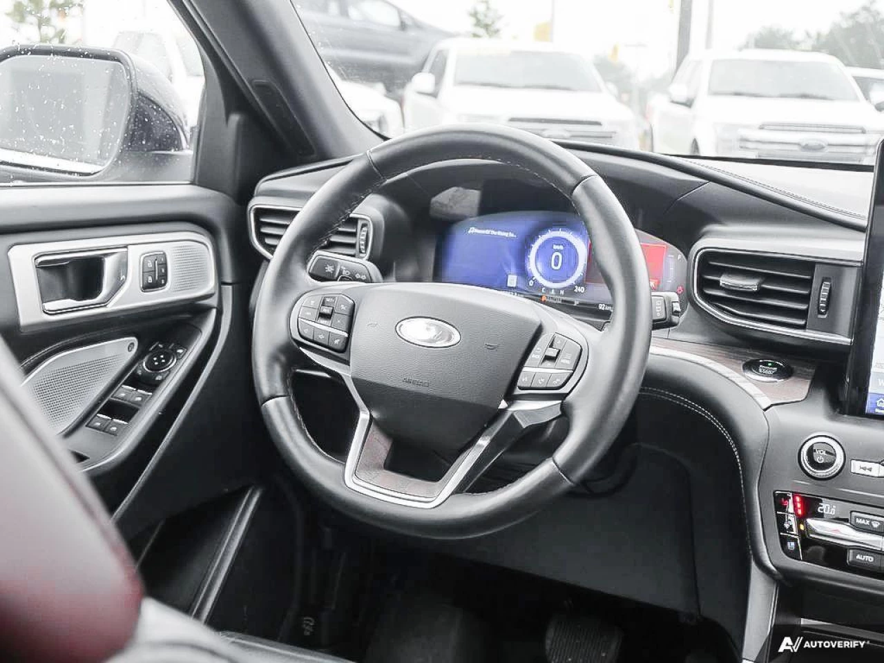2020 Ford Explorer Platinum Main Image