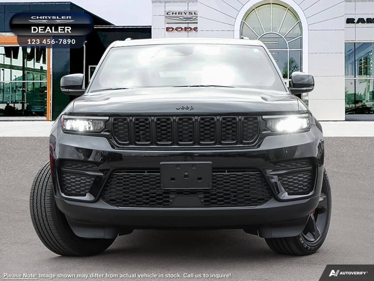 2023 Jeep Grand Cherokee Altitude Main Image
