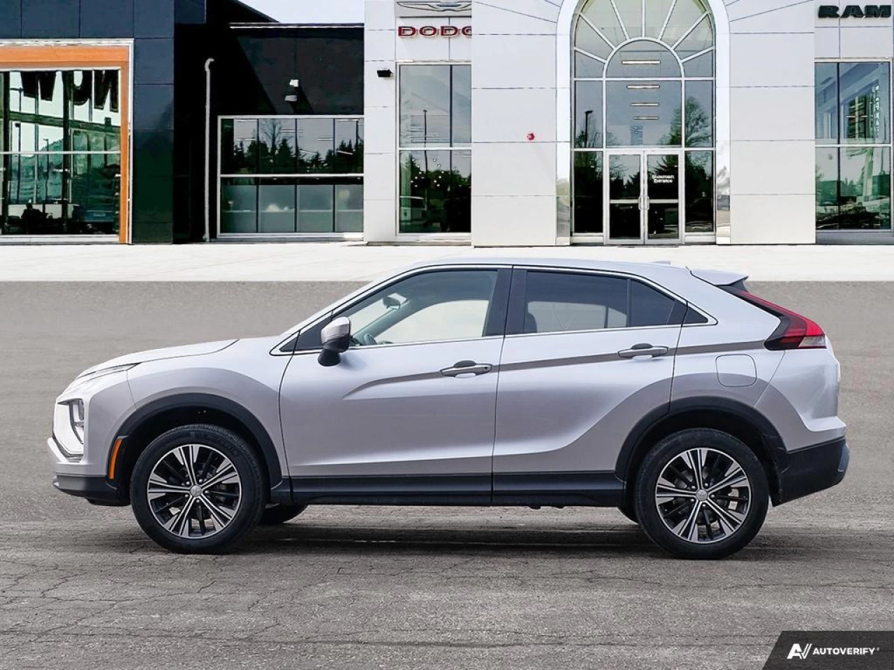 2022 Mitsubishi Eclipse Cross ES Main Image