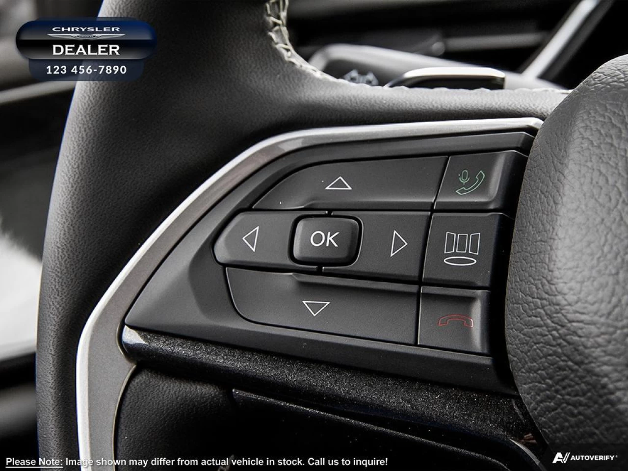 2023 Jeep Grand Cherokee Altitude Main Image