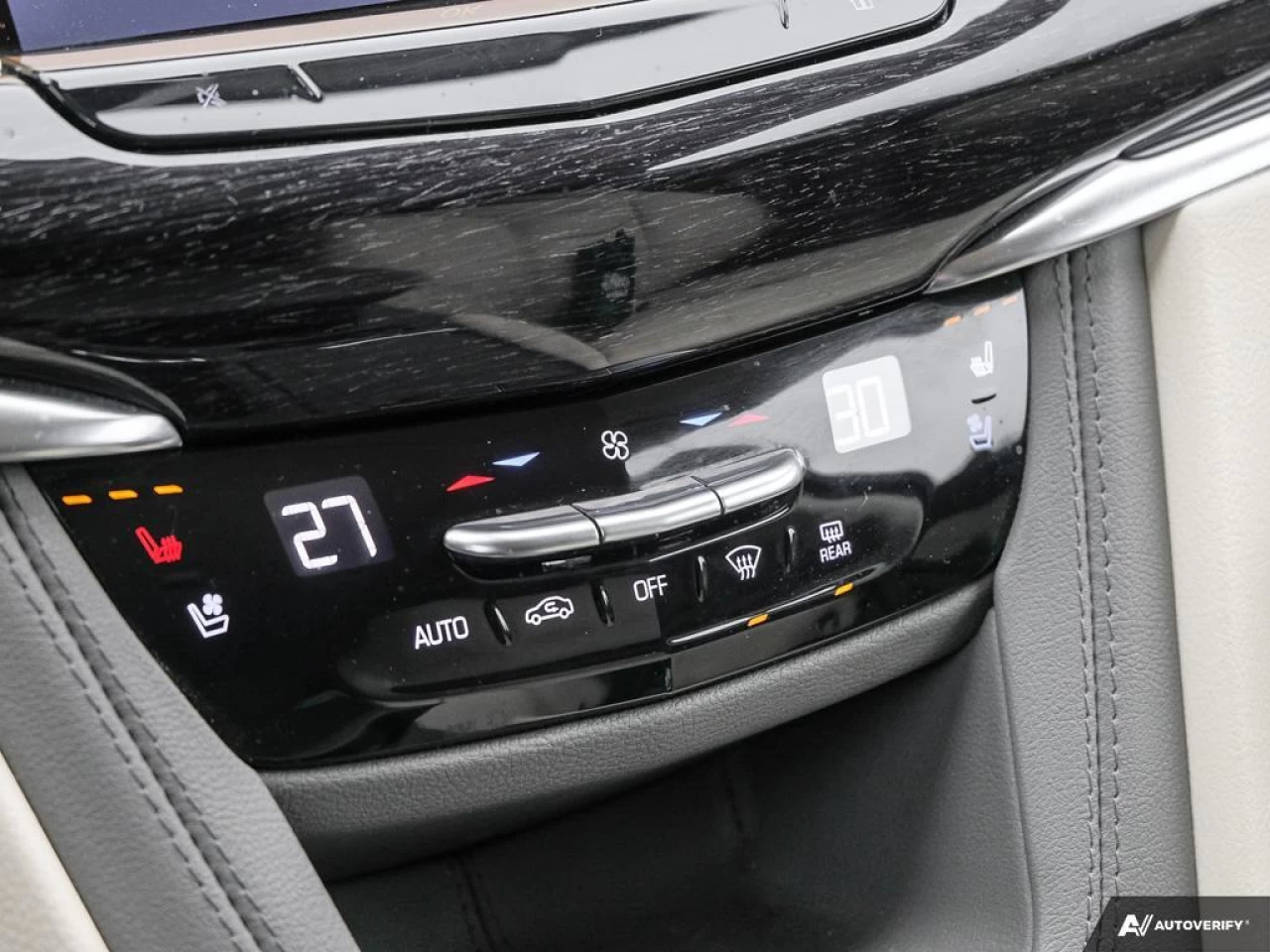 2022 Cadillac XT6 Premium Luxury Main Image