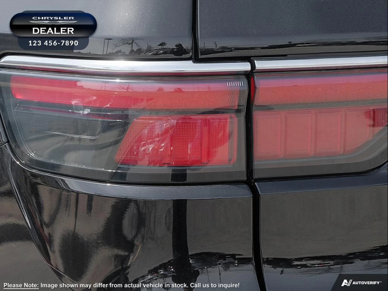 2023 Jeep Wagoneer L Series II Main Image