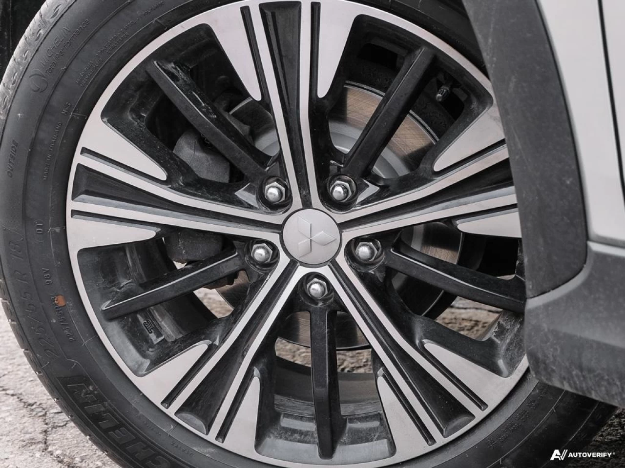 2022 Mitsubishi Eclipse Cross ES Main Image