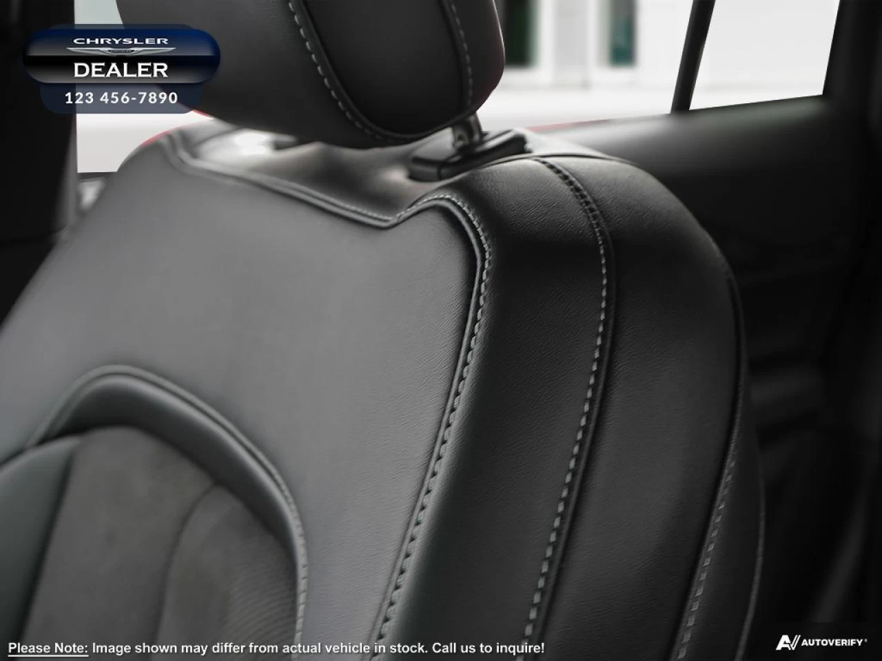 2023 Jeep Grand Cherokee Altitude Main Image