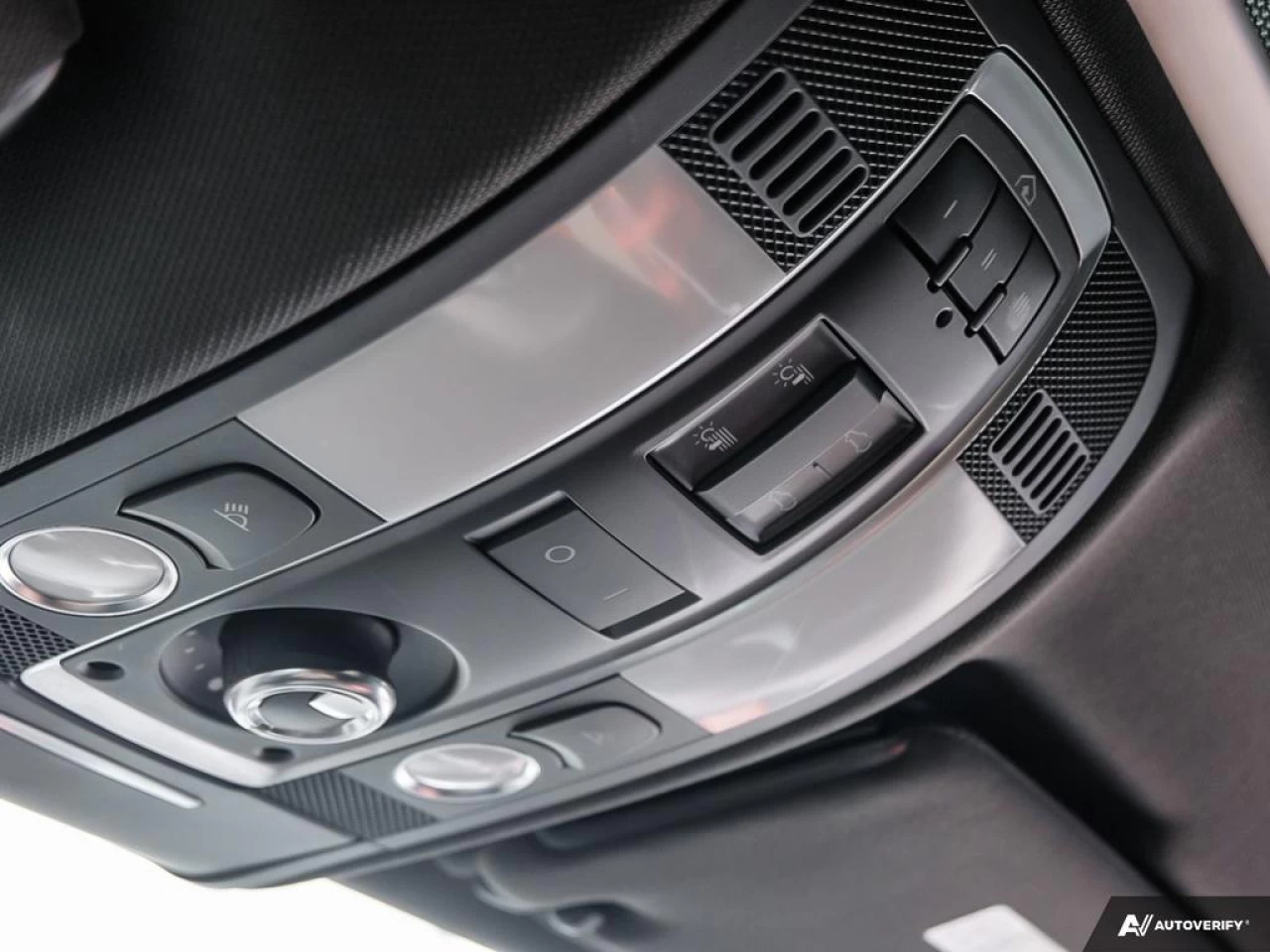 2015 Audi Q7 3.0L TDI Vorsprung Quattro Main Image