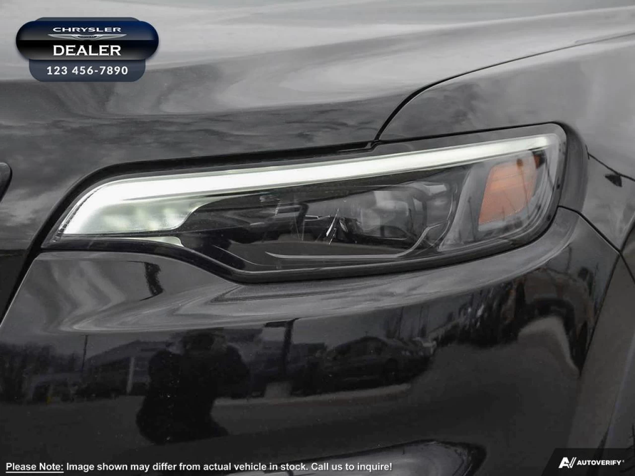 2022 Jeep Cherokee Altitude Main Image