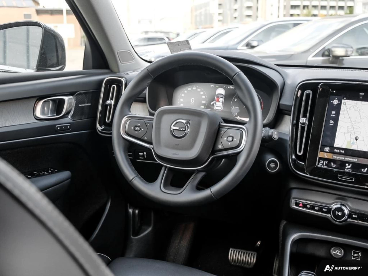 2022 Volvo XC40 T5 Inscription Main Image