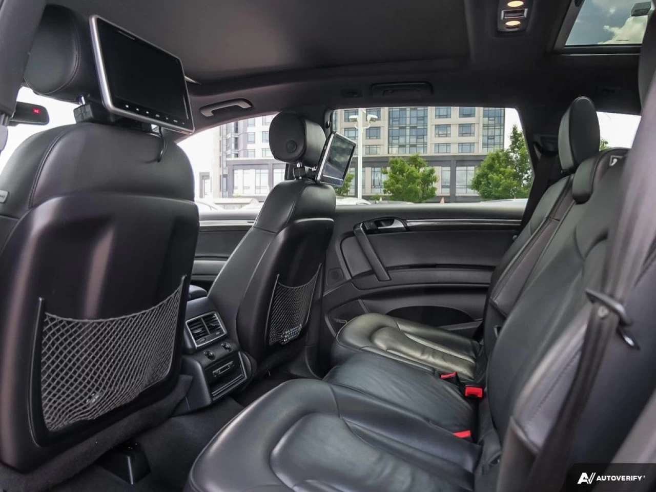 2015 Audi Q7 3.0L TDI Vorsprung Quattro Main Image