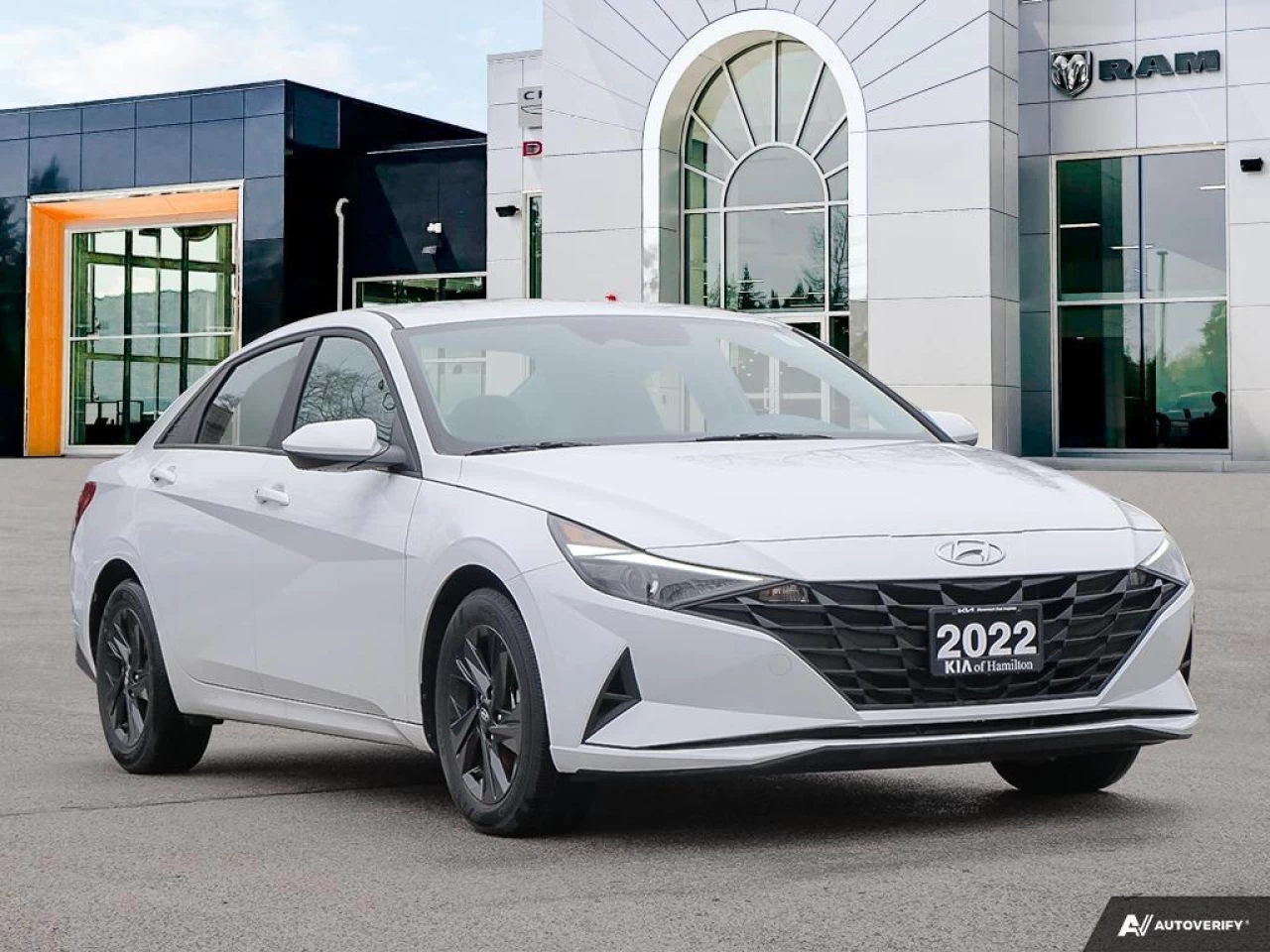 2022 Hyundai Elantra Preferred Main Image