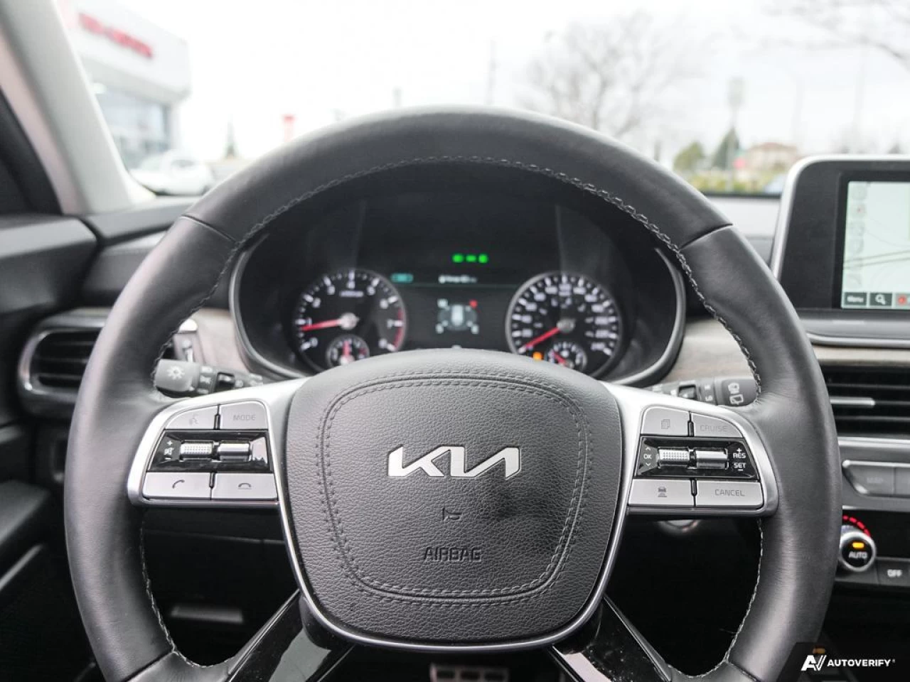 2022 Kia Telluride SX Main Image