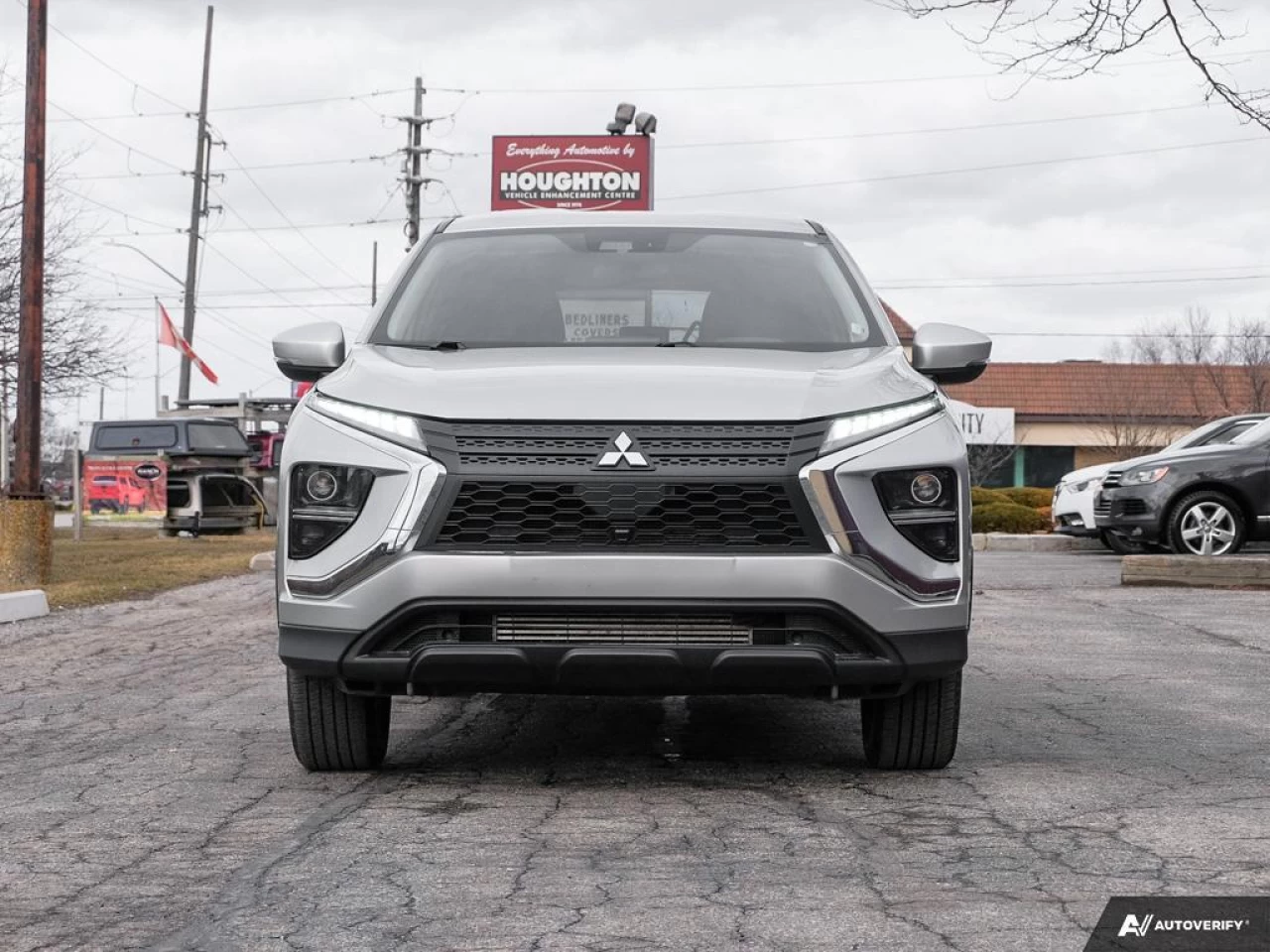 2022 Mitsubishi Eclipse Cross ES Main Image