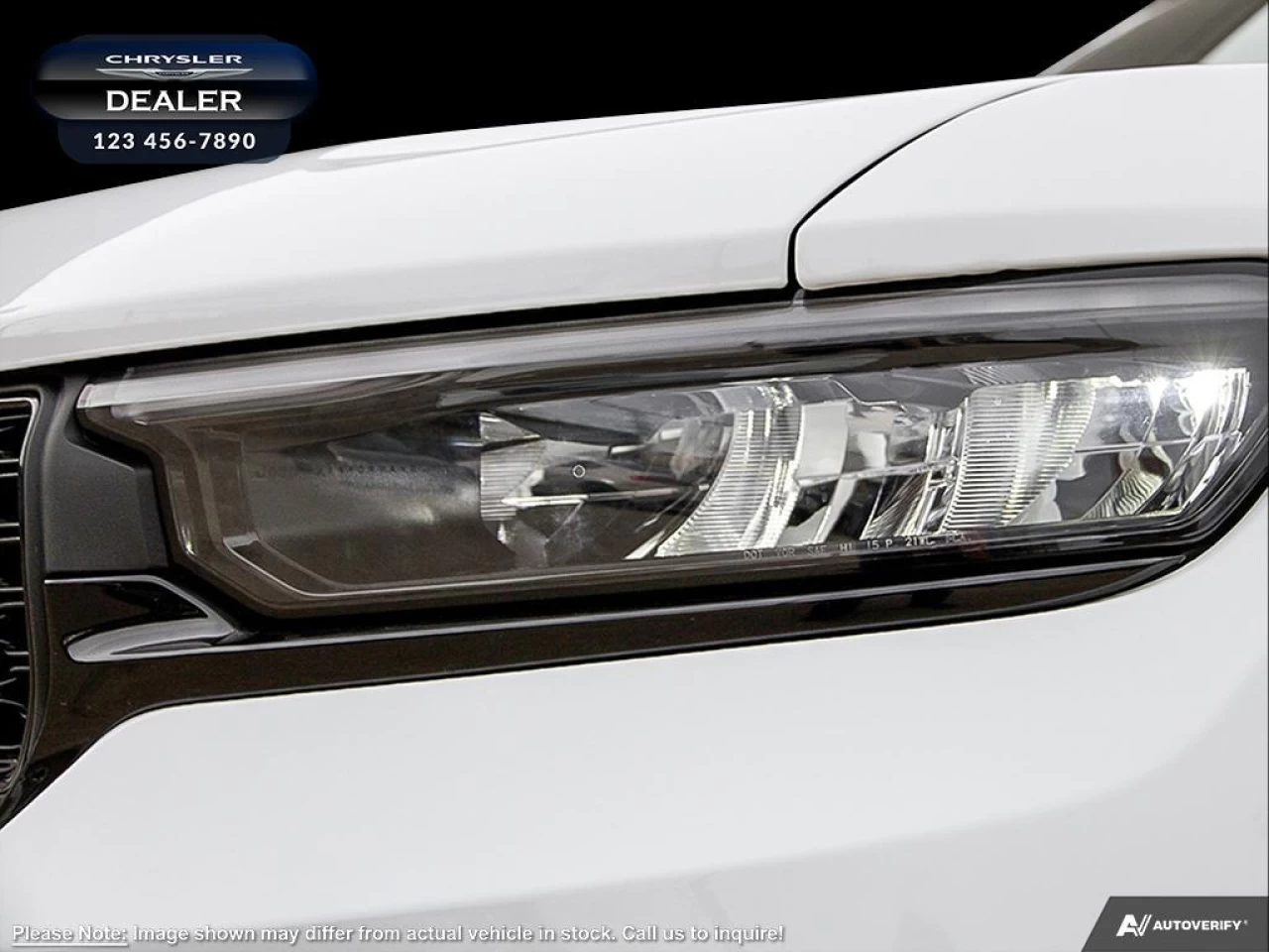 2023 Jeep Grand Cherokee Altitude Main Image