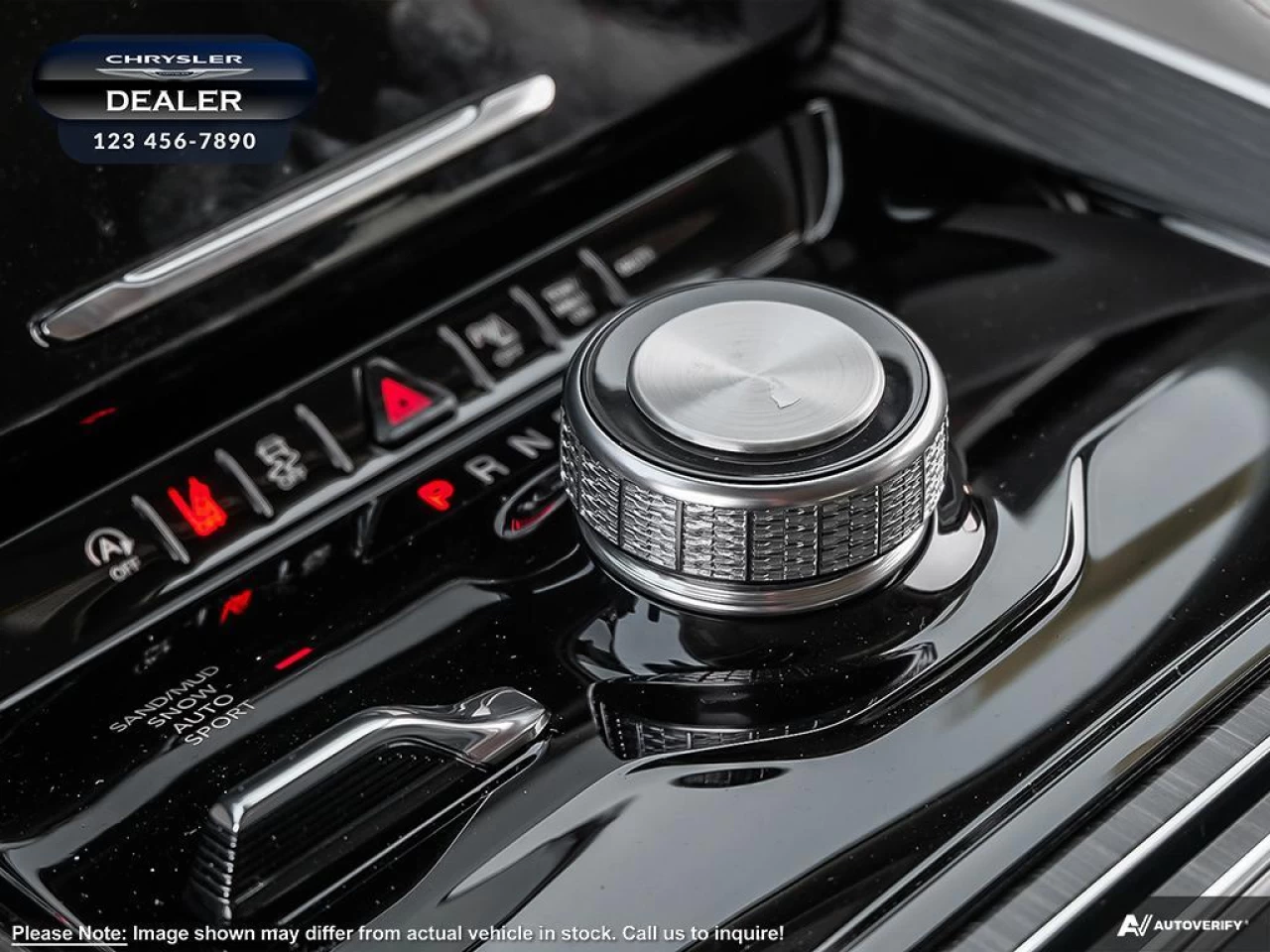 2023 Jeep Wagoneer L Series II Main Image