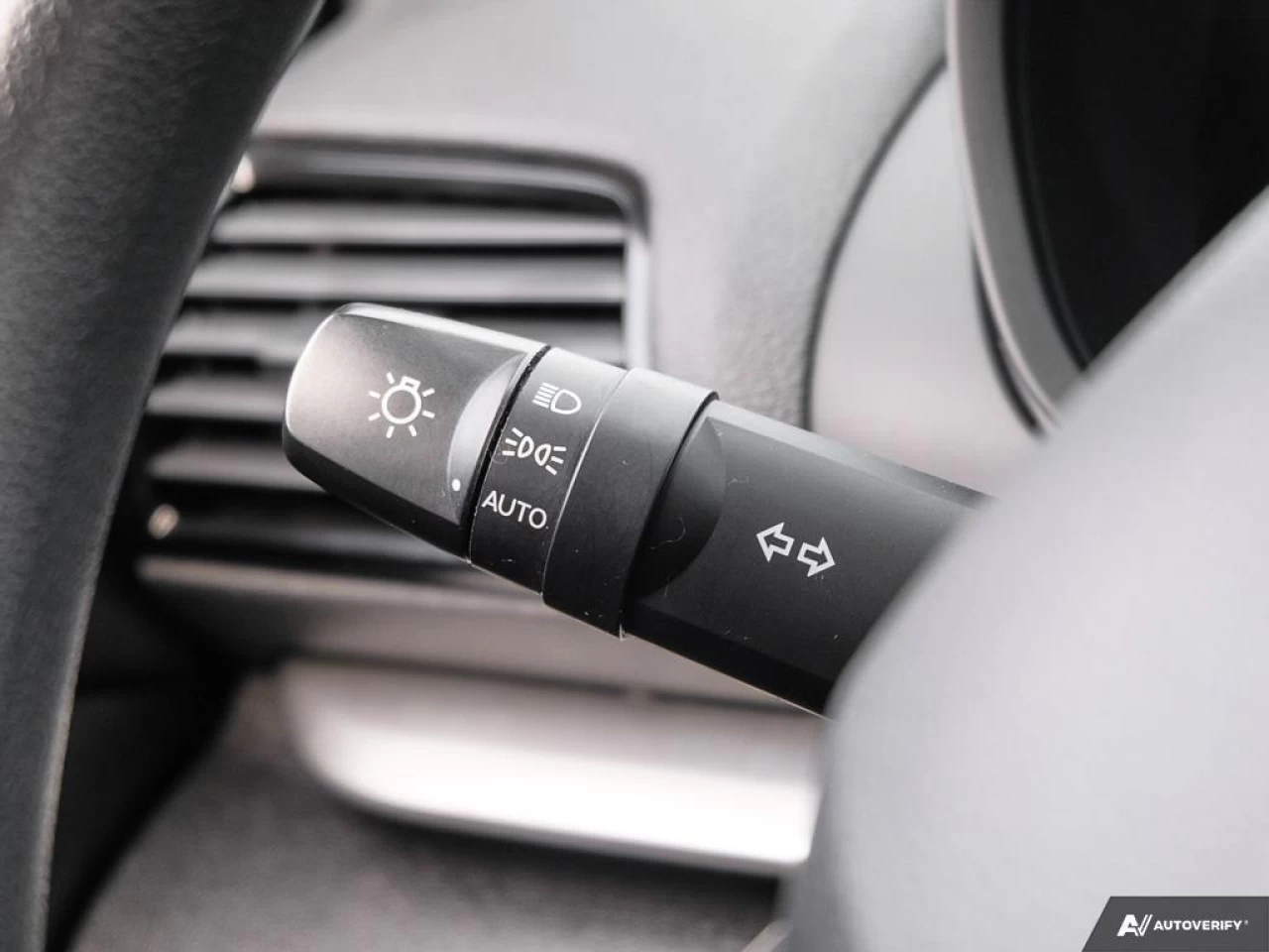 2022 Mitsubishi Eclipse Cross ES Main Image