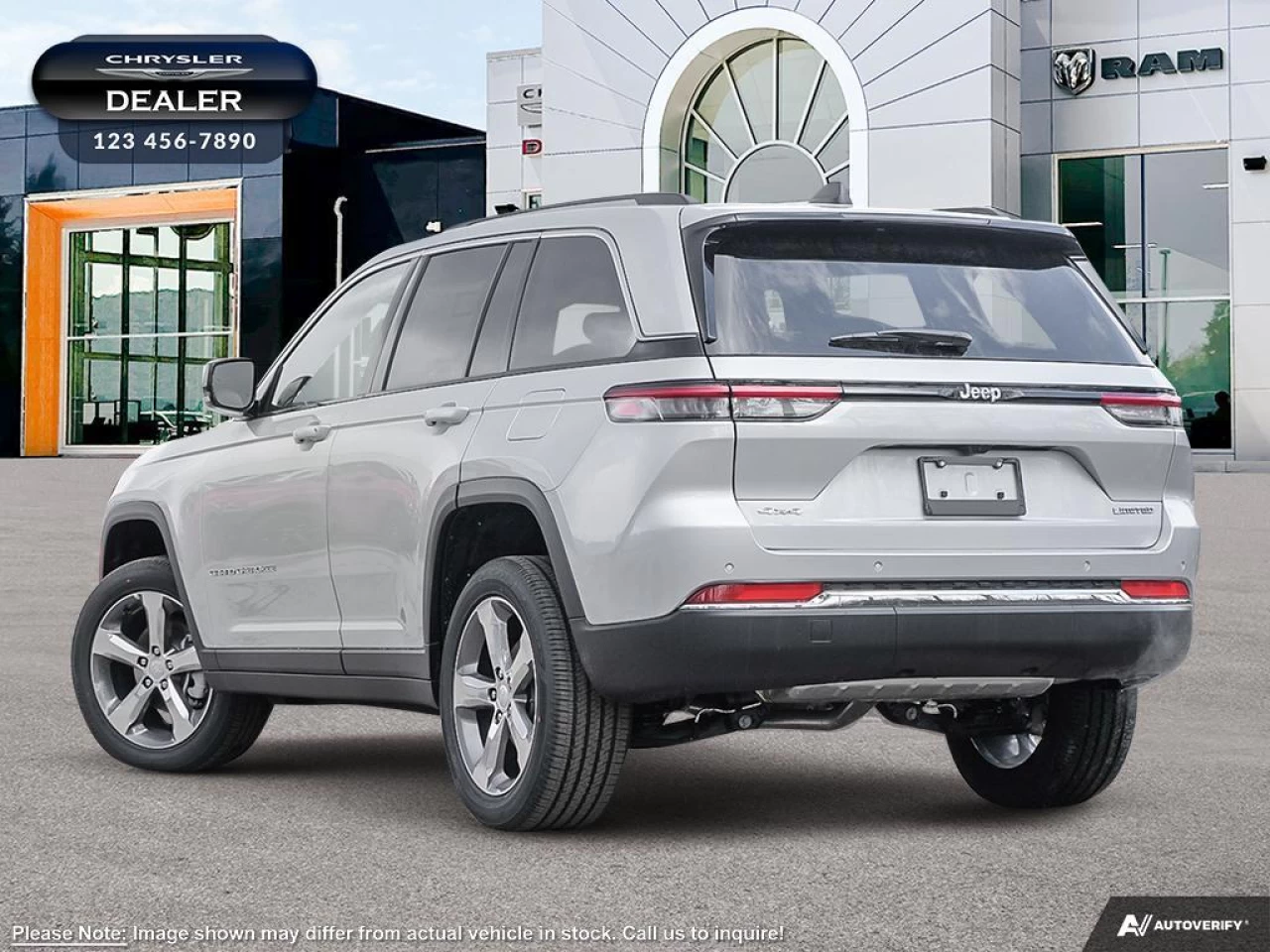 2022 Jeep Grand Cherokee Limited Main Image