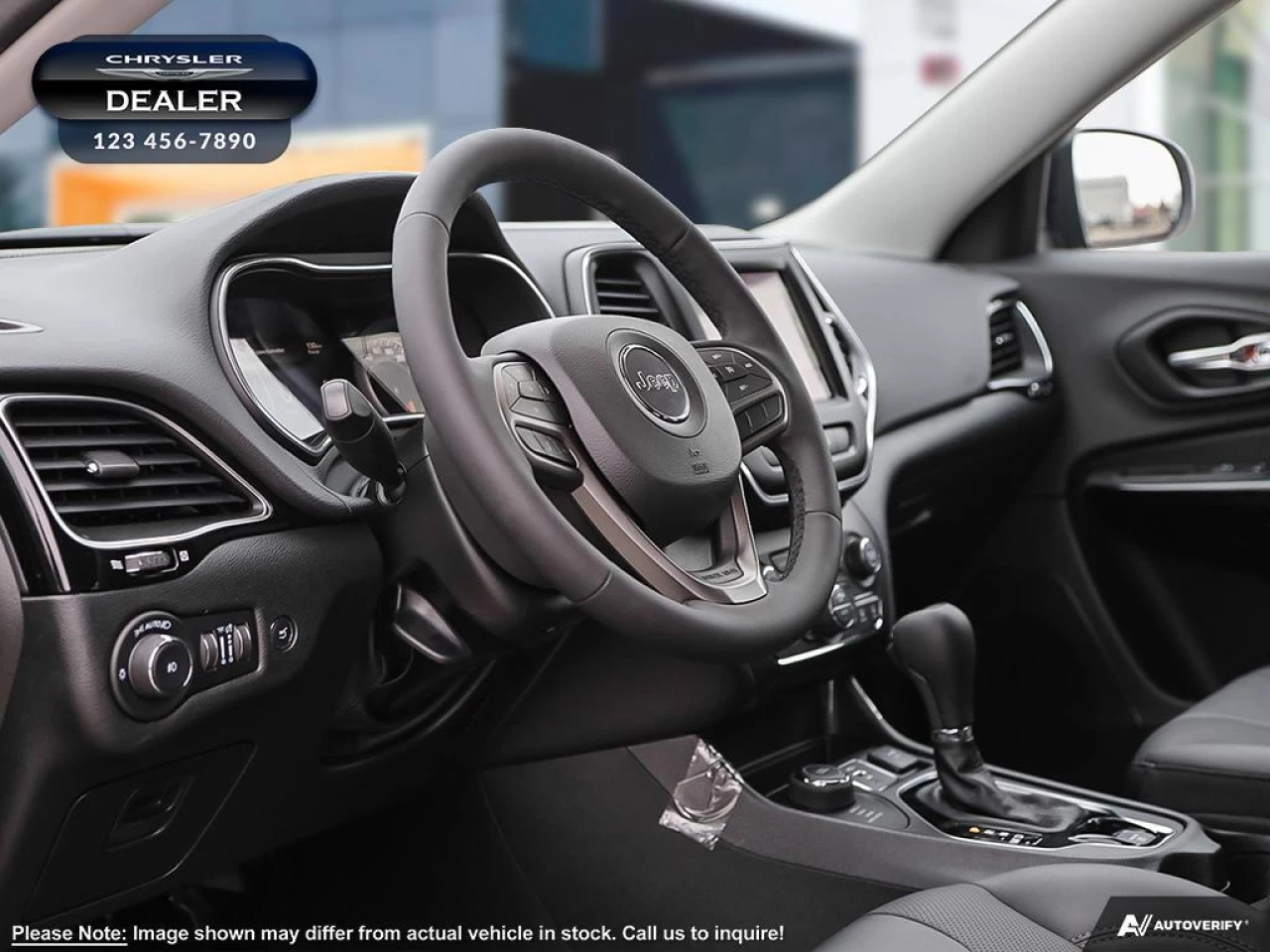 2022 Jeep Cherokee Altitude Main Image