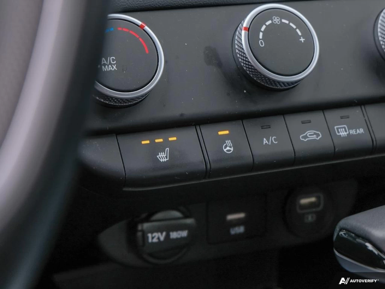 2022 Hyundai Elantra Preferred Main Image