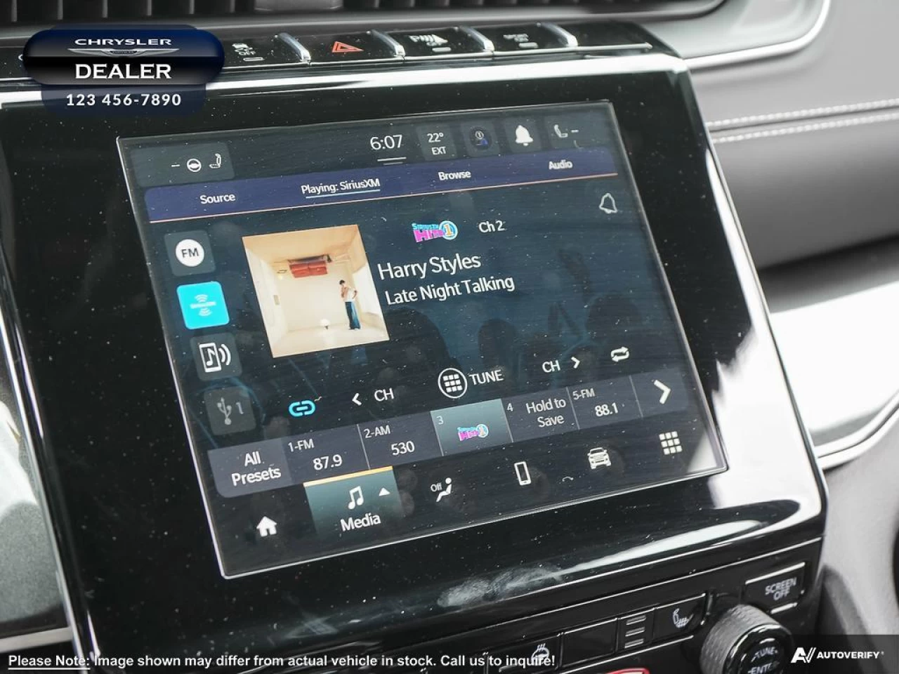 2023 Jeep Grand Cherokee Altitude Main Image