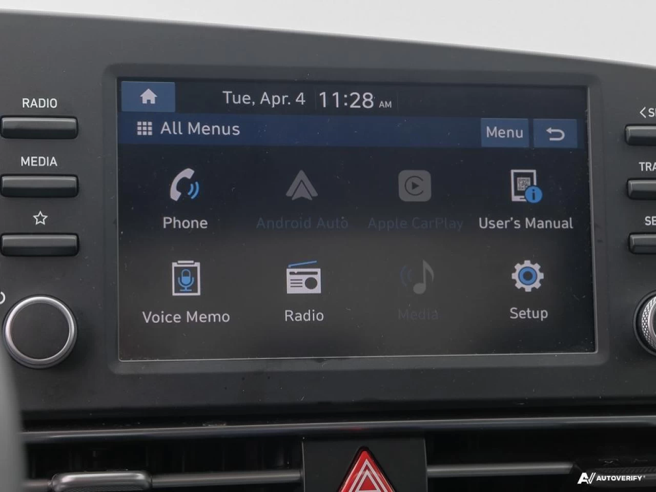 2022 Hyundai Elantra Preferred Main Image