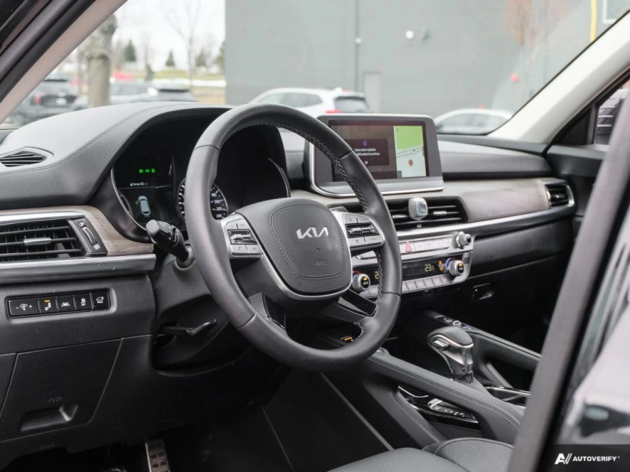 2022 Kia Telluride SX Main Image