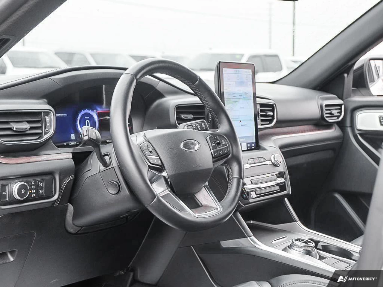 2020 Ford Explorer Platinum Main Image